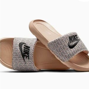Nike Victori One "United In Victory" Slide Sandals